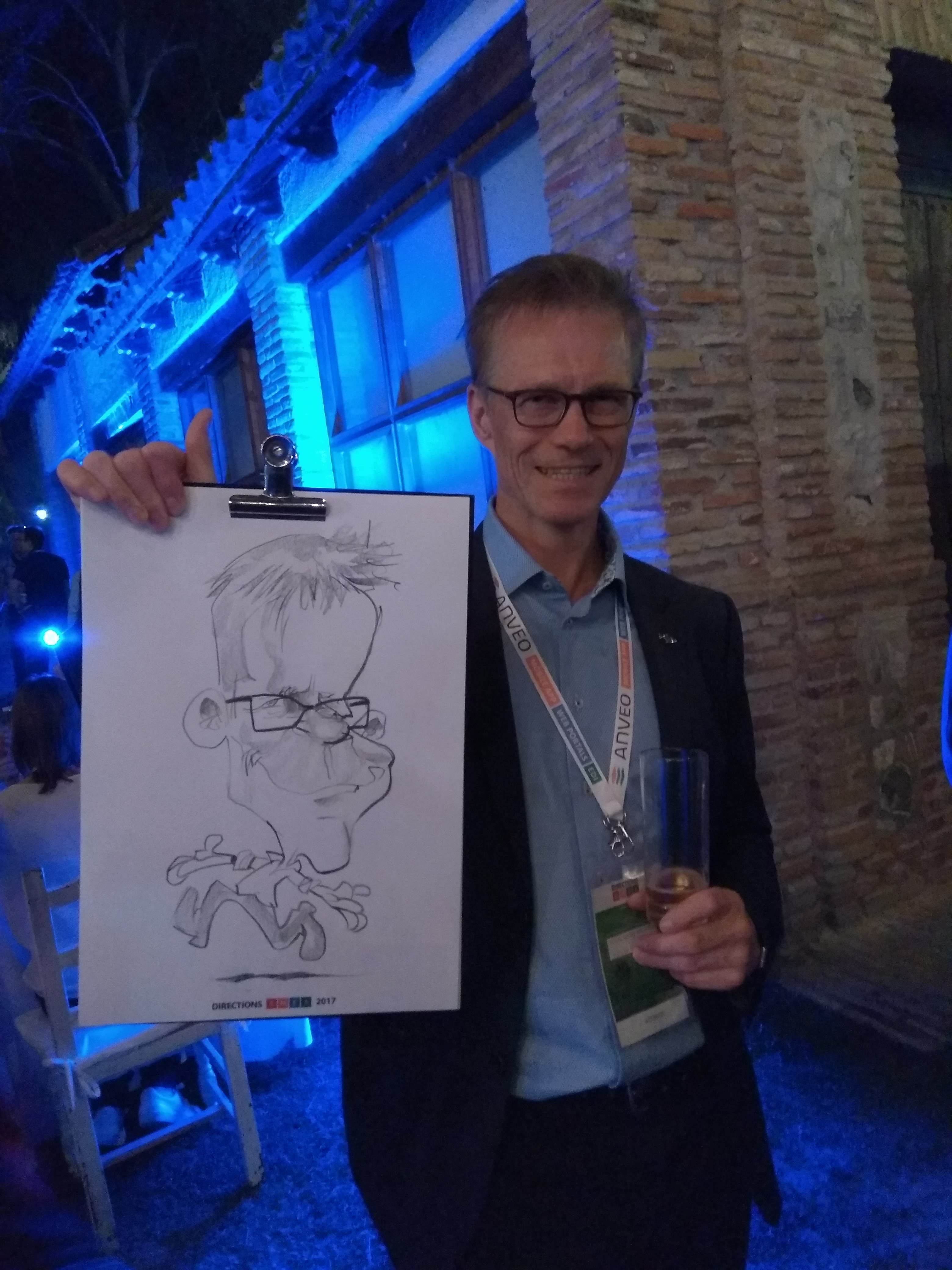 Caricaturas en directo — Karikato